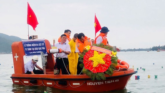 Tri ân anh hùng, liệt sỹ đã hi sinh vì chủ quyền biển đảo Tổ Quốc (26/7/2021)