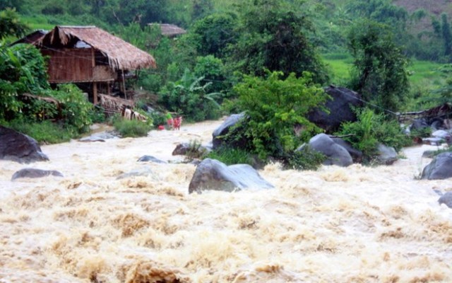 Một số vấn đề lưu ý trong ứng phó với mưa bão (22/07/2021)