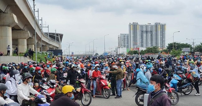 Phòng chống dịch lây lan từ những người rời Thành phố Hồ Chí Minh (16/08/2021)