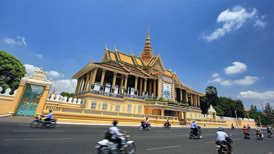 Campuchia sẵn sàng mở cửa đón khách du lịch vào cuối năm 2021 (11/08/2021)