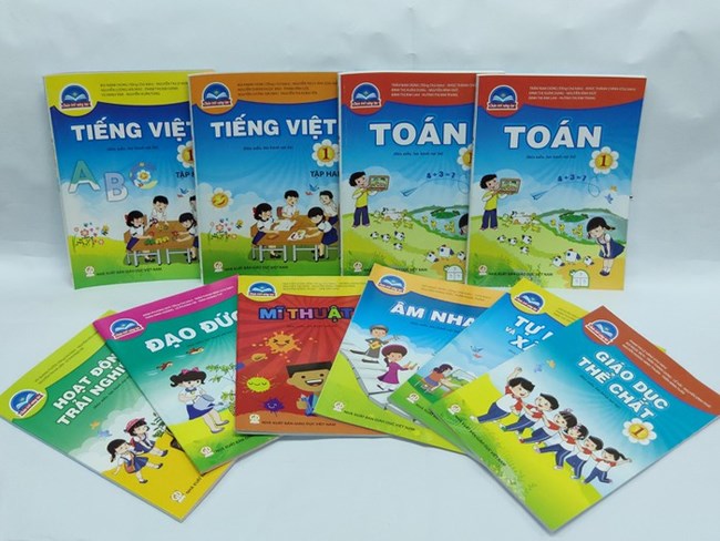 Tổng kết 1 năm thực hiện chương trình, sách giáo khoa giáo dục phổ thông (20/08/2021)