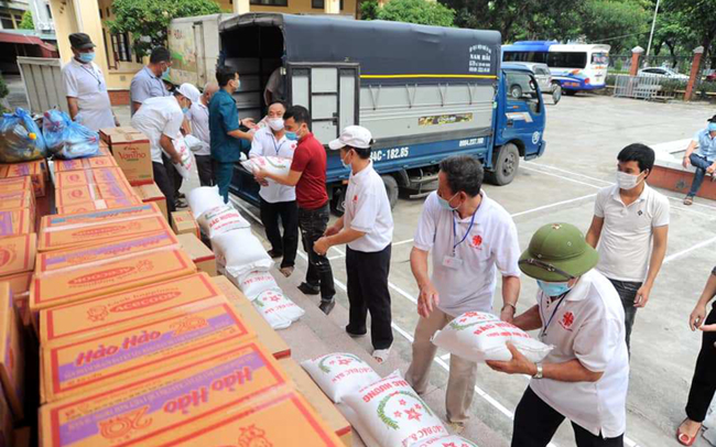 TP. HCM: Nhiều hoạt động hỗ trợ người dân khi TP thực hiện giãn cách XH thêm 1 tháng nữa (16/08/2021)