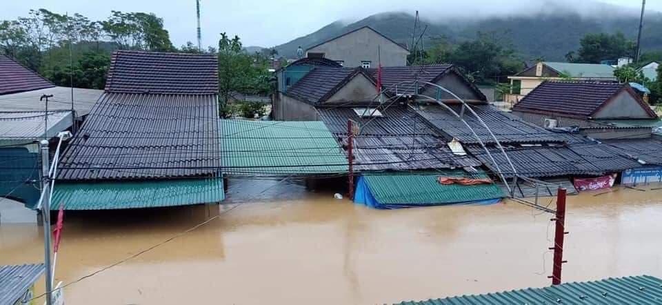  Nghệ An: Lũ lịch sử, hàng nghìn nhà dân ngập trong nước (27/9/2021)