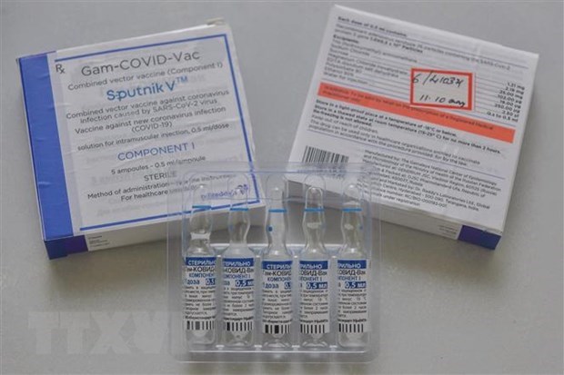 Nga sắp lưu hành vaccine ngừa COVID-19 Sputnik V dạng xịt mũi (02/01/2022)