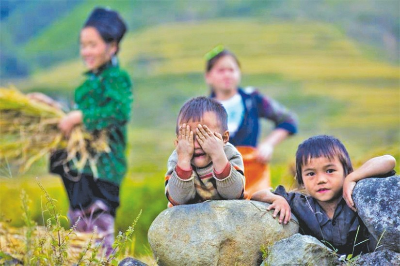 Giảm nghèo đa chiều ở Việt Nam: Thành tựu và thách thức (17/10/2022)