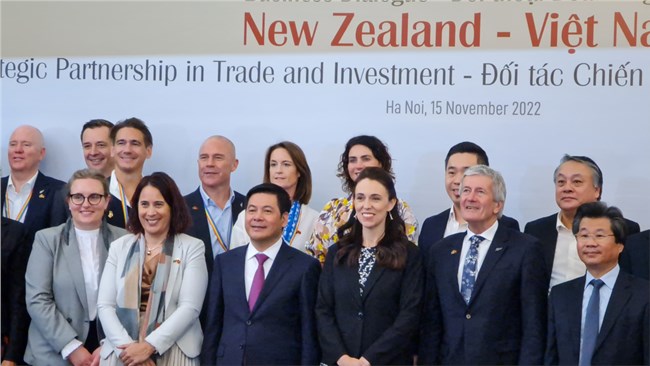 Việt Nam-New Zealand đặt mục tiêu kim ngạch thương mại song phương 2 tỷ USD vào năm 2024 (15/11/2022)
