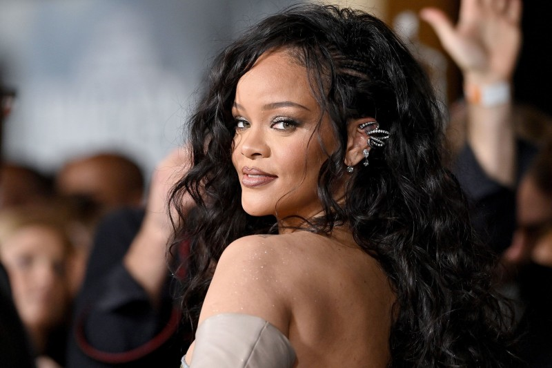 Rihanna – Sự trở lại của một biểu tượng (05/11/2022)