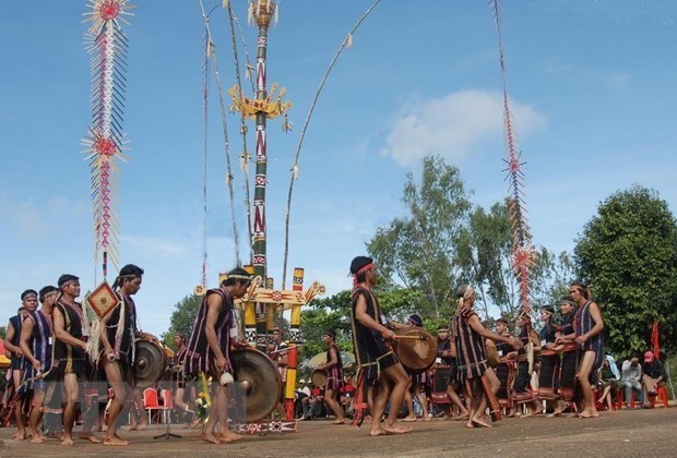       Văn hóa, con người: sức mạnh nội sinh thúc đẩy sự phát triển của đất nước (29/11/2022)