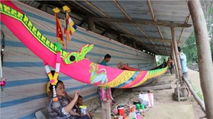 Những nghệ nhân giữ gìn, bảo tồn lễ hội Đua ghe Ngo của đồng bào Khmer (02/11/2022)