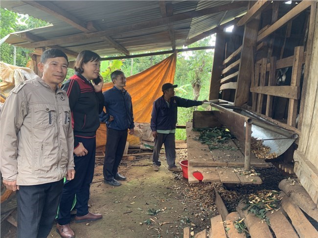 Mô hình “5 đảng viên giúp 1 hộ thoát nghèo – cách làm thực chất ở Đăk Nông (26/11/2022)