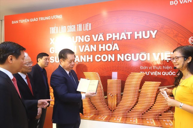 Giá trị Việt Nam- Định danh dân tộc (29/11/2022)