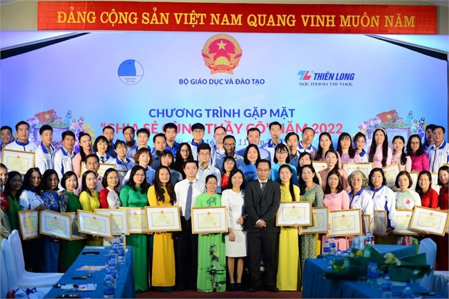 68 thầy cô giáo tiêu biểu gặp mặt Lãnh đạo Bộ Giáo dục và Đào tạo