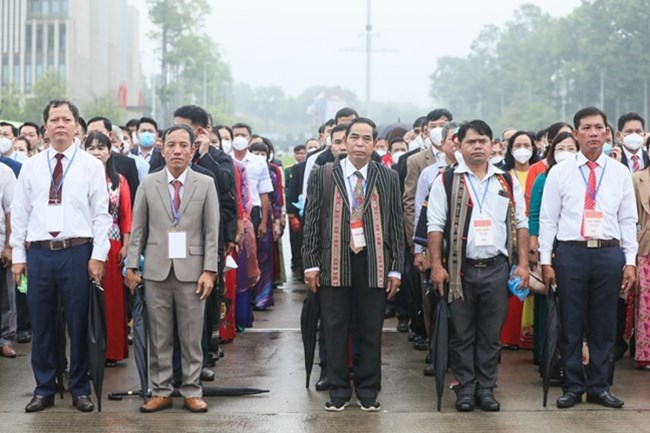 THỜI SỰ 21H30 ĐÊM 26/11/2022: 63 đại biểu về dự hội nghị biểu dương Chủ tịch MTTQ cấp xã và Trưởng Ban Công tác mặt trận tiêu biểu toàn quốc.