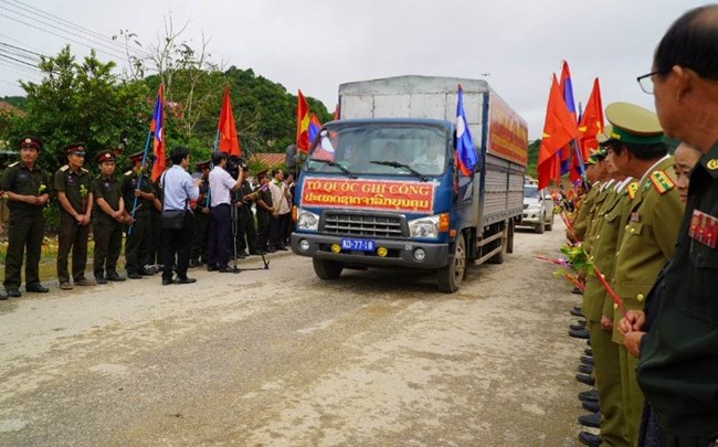 Tìm kiếm, quy tập hài cốt liệt sỹ Việt Nam hy sinh tại Lào là nhiệm vụ chính trị thiêng liêng (22/12/2022)