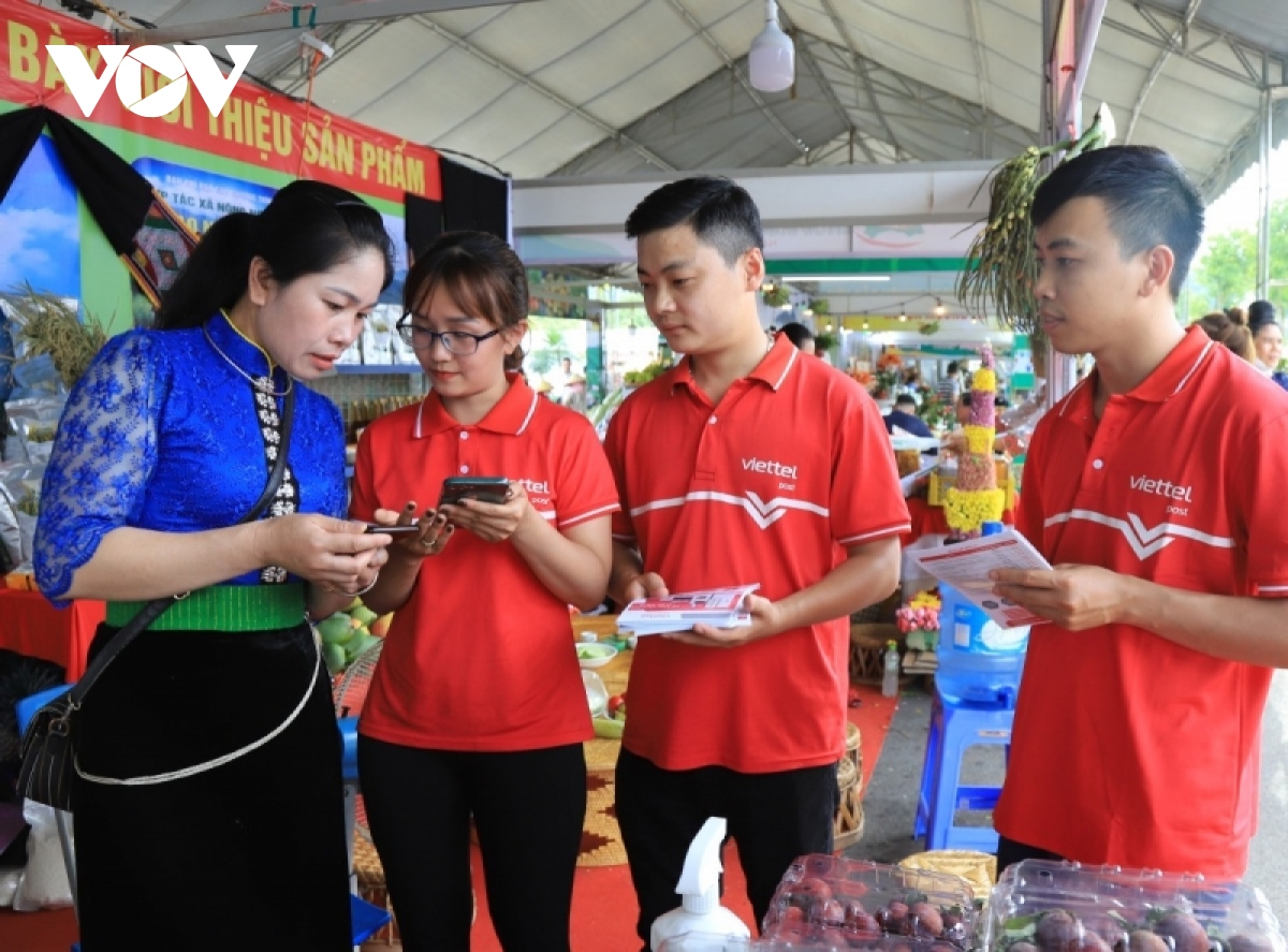 Nông dân Sơn La chuyển đổi số đưa nông sản vươn xa (18/12/2022)