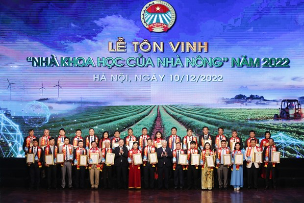 THỜI SỰ 18H CHIỀU 10/12/2022: Trung ương Hội Nông dân Việt Nam tôn vinh 62 Nhà khoa học của nhà nông năm 2022.