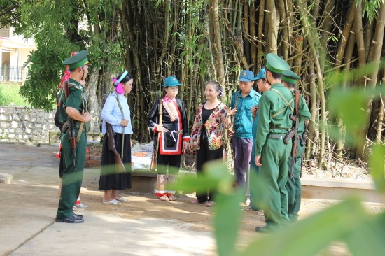 Đồn Biên phòng Bắc Sơn tăng cường phổ biến, giáo dục pháp luật cho người dân biên giới. (07/02/2022)