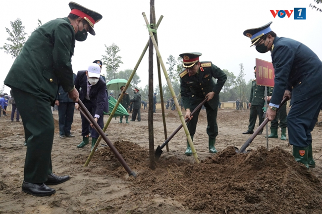 Bộ trưởng Bộ Quốc phòng tổ chức Lễ phát động trồng cây đời đời nhớ ơn Bác (06/02/2022)
