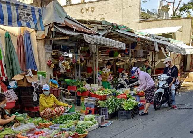 Mùng 2 Tết: Nhịp sống dần trở lại bình thường (2/2/2022)