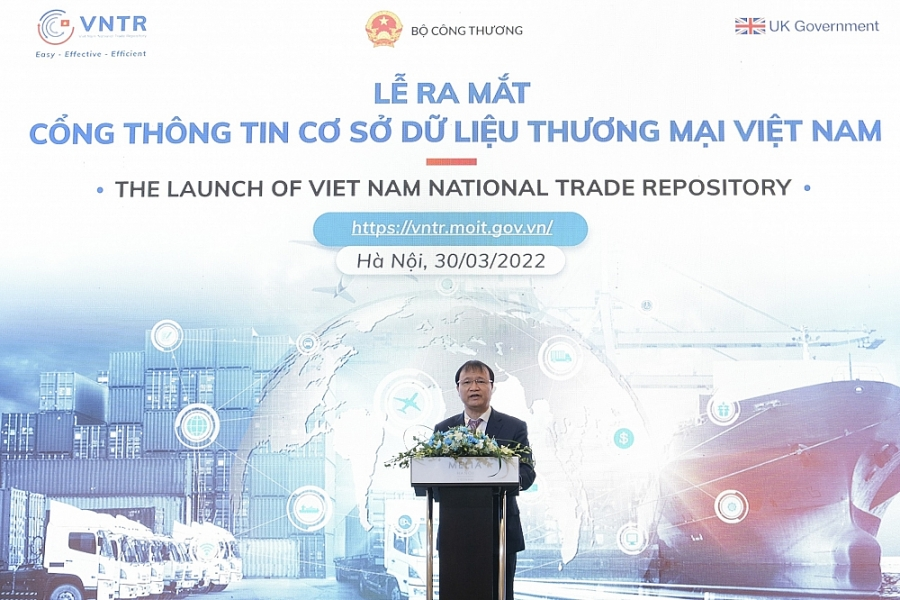 THỜI SỰ 12H TRƯA 30/03/2022: Bộ Công thương ra mắt Cổng thông tin Cơ sở dữ liệu Thương mại Việt Nam