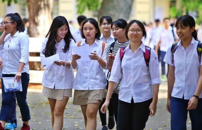 THỜI SỰ 21H30 ĐÊM 20/03/2022: Nhiều tỉnh thành phố trên cả nước tiếp tục cho học sinh quay trở lại trường học trực tiếp từ ngày mai