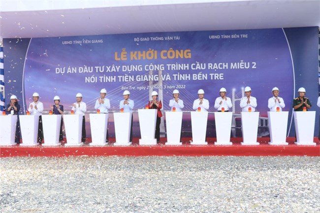 THỜI SỰ 18H CHIỀU 29/03/2022: Khởi công cầu Rạch Miễu 2 nối 2 tỉnh Tiền Giang và Bến Tre