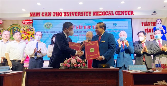 Cần Thơ: Ký kết đào tạo nguồn nhân lực y tế với Bệnh viện Đại học Y dược TP. Hồ Chí Minh (30/3/2022)