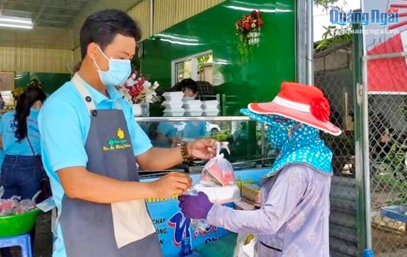 Nhà ăn 0 đồng Nhất Tâm ở Hà Nội, lan tỏa tình yêu thương (10/04/2022)