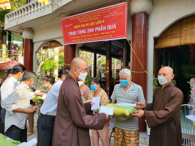 Hội Phật Giáo Tiền Giang lo việc Đạo, phụng sự Đời, tích cực đóng góp xây dựng quê hương (14/05/2022)