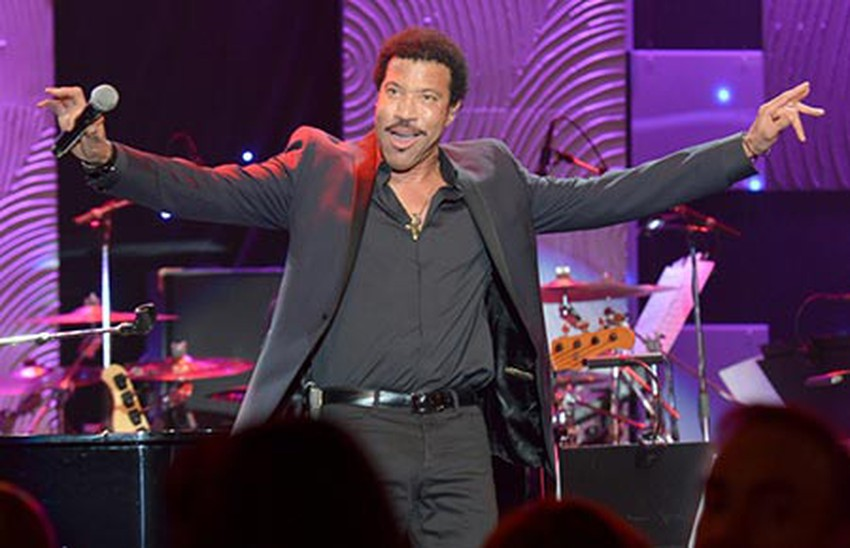 Ca sĩ  Lionel Richie và những đóng góp suốt đời cho âm nhạc (20/05/2022)