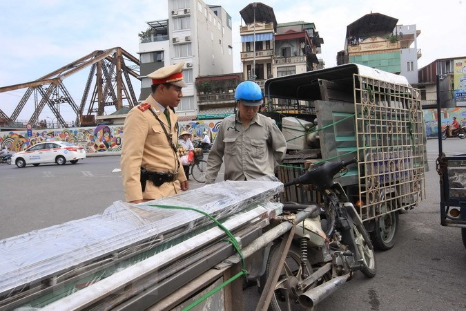 THỜI SỰ 21H30 ĐÊM 9/5/2022: Hà Nội tăng cường kiểm tra, xử lý xe thô sơ, xe tự chế và các phương tiện giao thông chở hàng cồng kềnh.