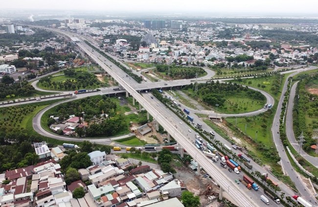 Bắt tay nhau đẩy nhanh tiến độ dự án Vành đai 3 thành phố Hồ Chí Minh (30/7/2022)