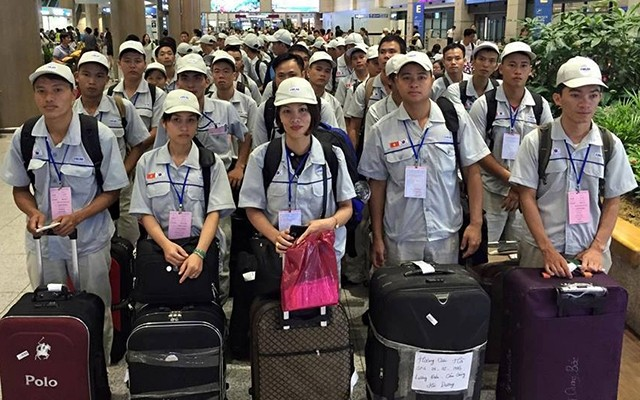 Người lao động đi làm việc có thời hạn ở nước ngoài sẽ tăng mạnh trong các tháng cuối năm (30/8/2022)