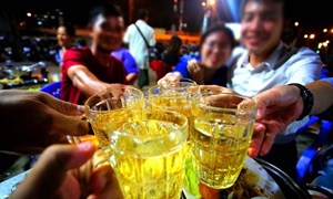 Lạm dụng đồ uống có cồn – Không chỉ là vấn đề sức khoẻ, tính mạng cá nhân (10/8/2022)