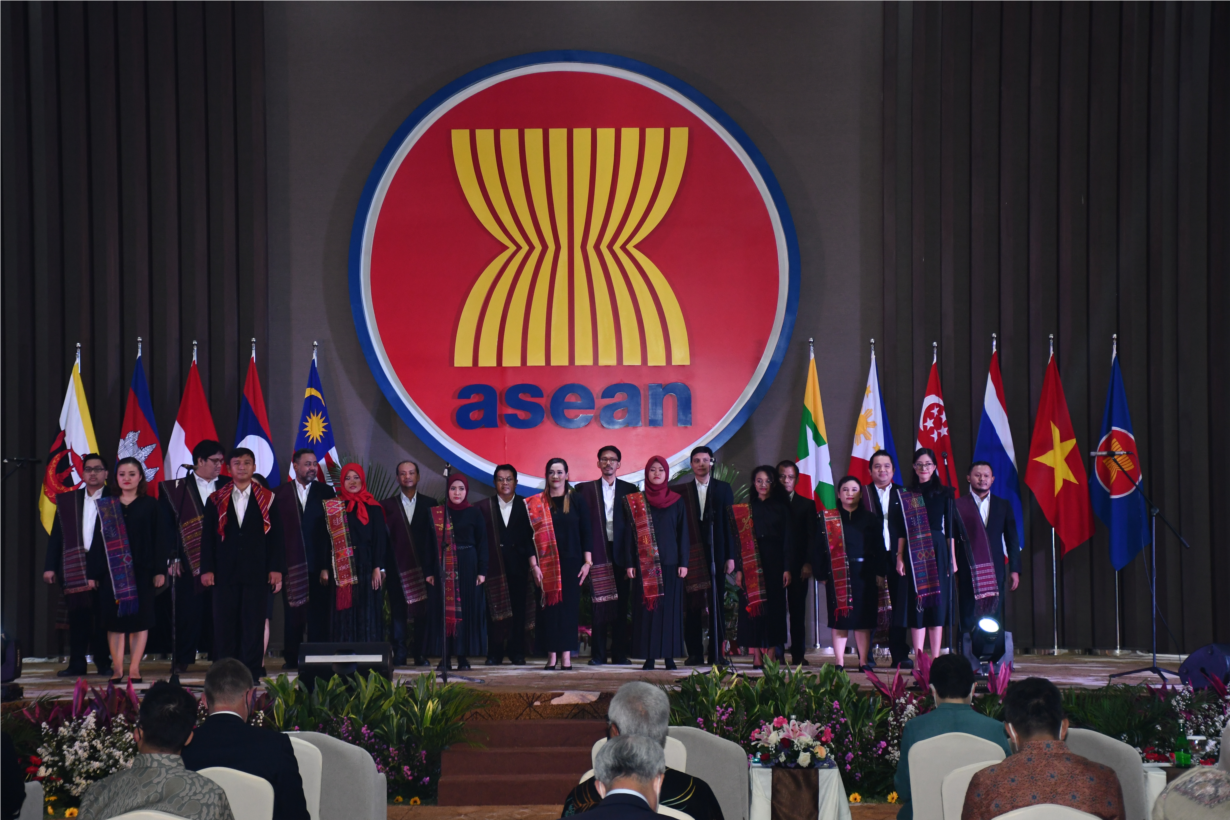 ASEAN 55 năm thành lập: “Cùng nhau mạnh mẽ hơn