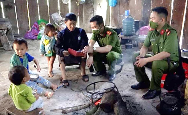 Những nỗ lực không mệt mỏi của lực lượng Công an tỉnh Lào Cai, mang lại bình yên cho nhân dân (19/8/2022)