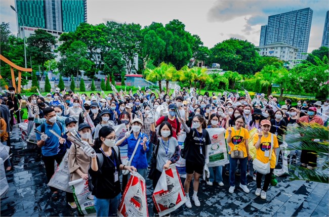 Ngày hội dọn rác World Cleanup Day 2022 tại Hà Nội, lan tỏa tình yêu môi trường (18/9/2022)