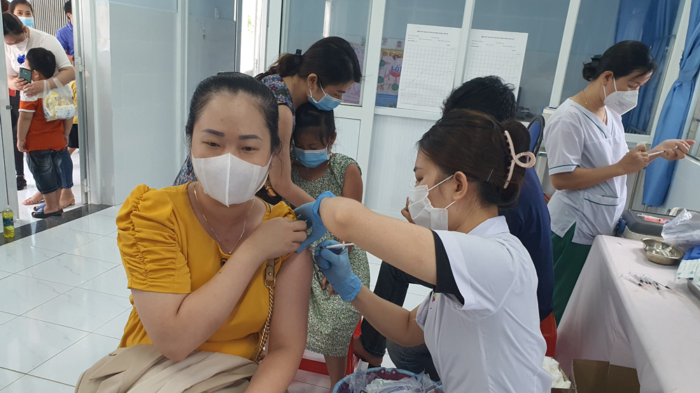 Dịch Covid-19 tại Bình Dương diễn biến phức tạp, số ca có chiều hướng tăng (06/9/2022)