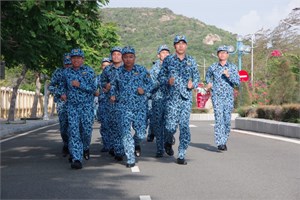 Những người lính tàu ngầm Trung đoàn 196 sẵn sàng 