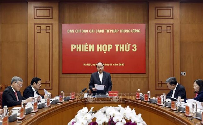 THỜI SỰ 12H TRƯA 9/1/2023: Chủ tịch nước Nguyễn Xuân Phúc chủ trì Phiên họp thứ 3 của Ban Chỉ đạo Cải cách Tư pháp Trung ương.