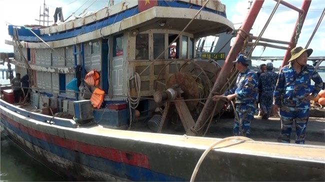 Quảng Trị ngăn chặn nạn khai thác thủy sản bằng giã cào (28/10/2023)