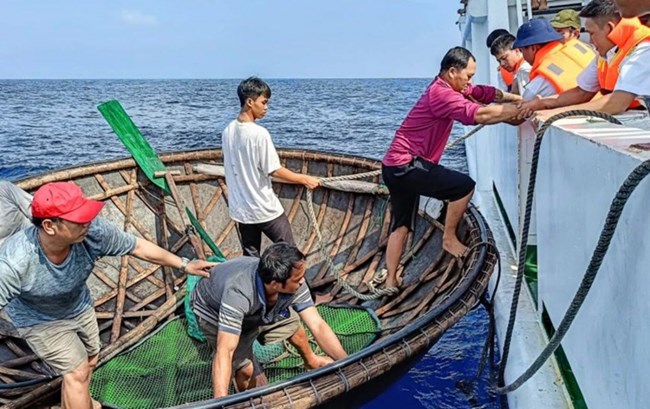 THỜI SỰ 6H SÁNG 23/10/2023: Kết thúc các hoạt động tìm kiếm 13 ngư dân mất tích trên biển