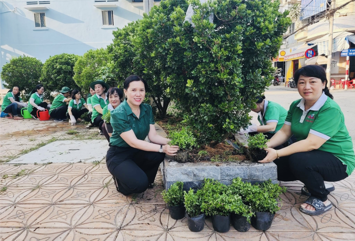 Người dân Cần Thơ quyết tâm giữ “màu xanh” thành phố (23/10/2023)