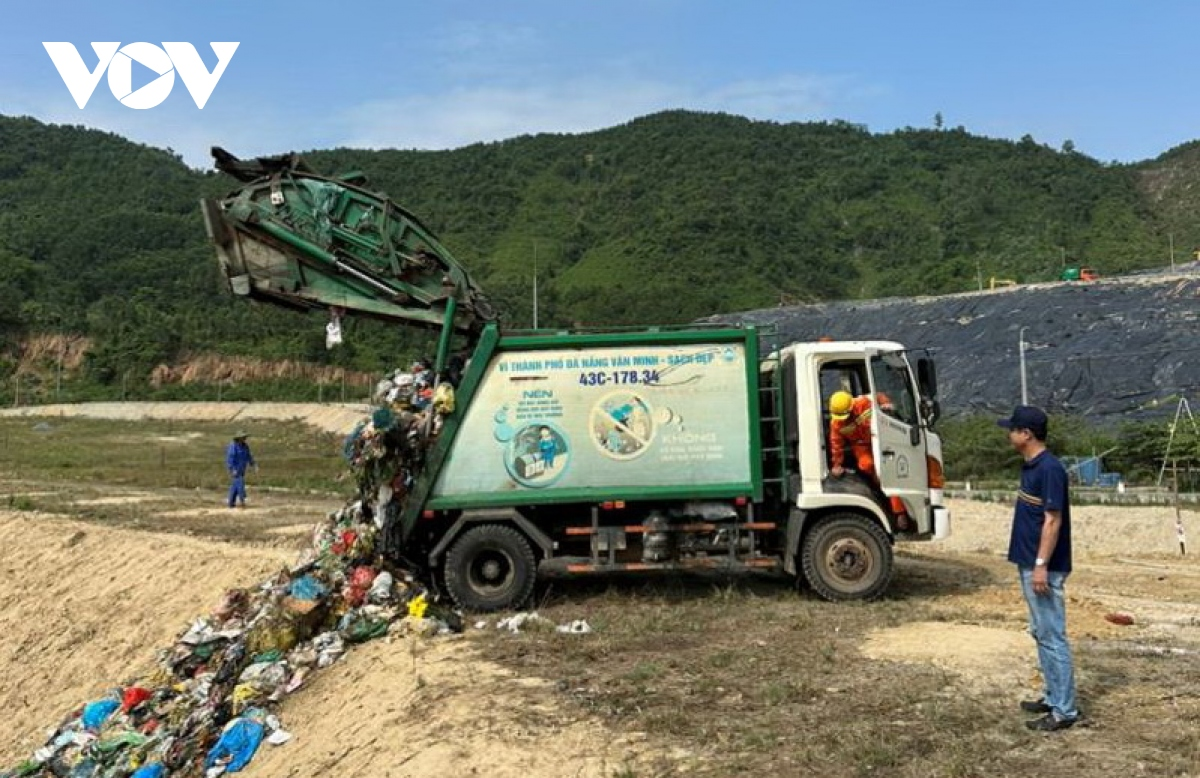 Đà Nẵng: Đầu tư hơn 225 tỷ đồng nâng cấp, cải tạo bãi rác Khánh Sơn (15/11/2023)
