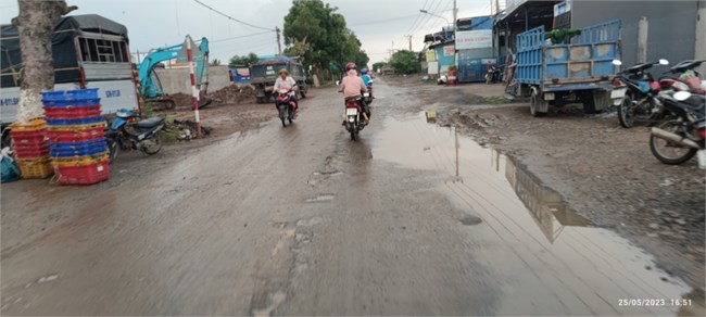 Người dân Gò Công (Tiền Giang) “kêu cứu” vì điểm nóng gây tai nạn giao thông, ô nhiễm môi trường (03/10/2023)