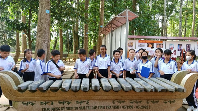 Trà Vinh: Khai mạc trưng bày triển lãm hưởng ứng Ngày Di sản văn hóa Việt Nam (21/11/2023)
