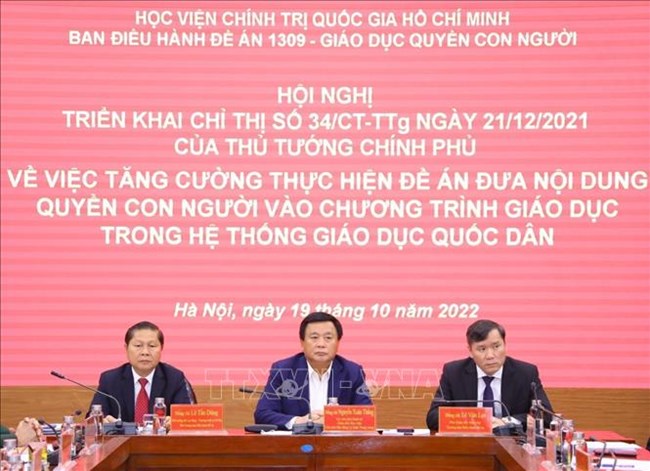 Đẩy mạnh giáo dục quyền con người trong hệ thống giáo dục quốc dân (08/12/23)