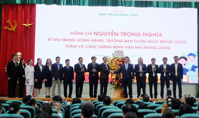 THỜI SỰ 21H30 ĐÊM 21/2/2023: Trưởng Ban Tuyên giáo Trung ương Nguyễn Trọng Nghĩa chúc mừng ngày Thầy thuốc Việt Nam tại bệnh viện Quân y 103 và Bệnh viện Nhi Trung ương.