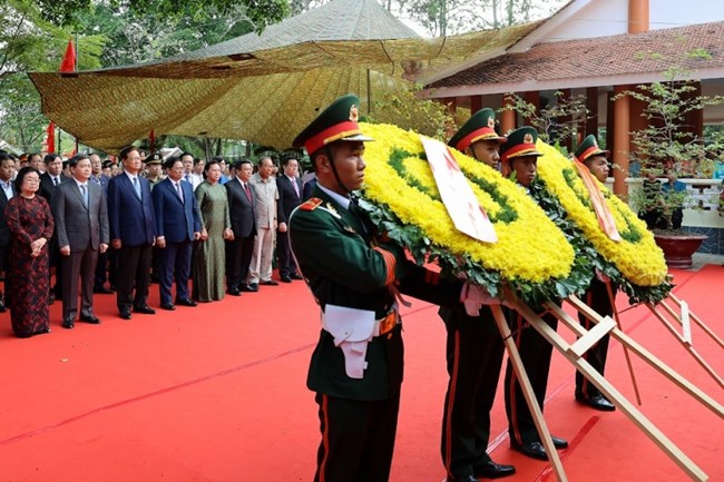 THỜI SỰ 12H TRƯA 15/2/2023: Thủ tướng Phạm Minh Chính và lãnh đạo Đảng, Nhà nước dâng hương tưởng niệm đồng chí Huỳnh Tấn Phát 