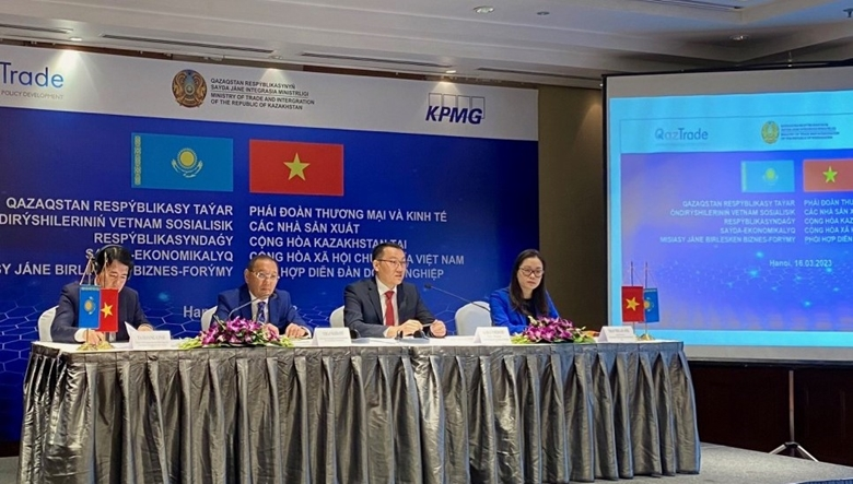  Việt Nam - Kazakhstan thúc đẩy phát triển sản xuất và xuất khẩu nông sản (24/03/2023)